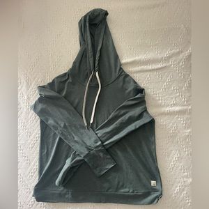 Vuori halo hoodie
